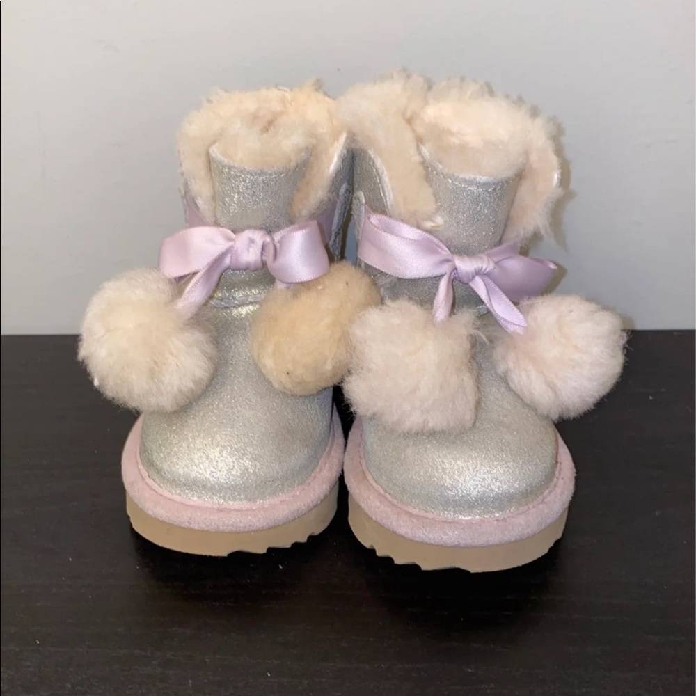 UGG Gita Boots